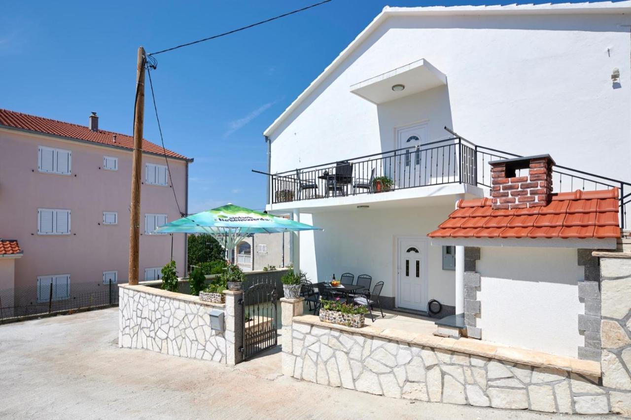 Apartments Marija Trogir Exterior photo